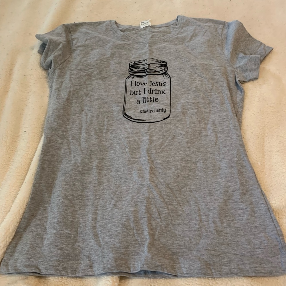 Nice fitting ladies TShirt